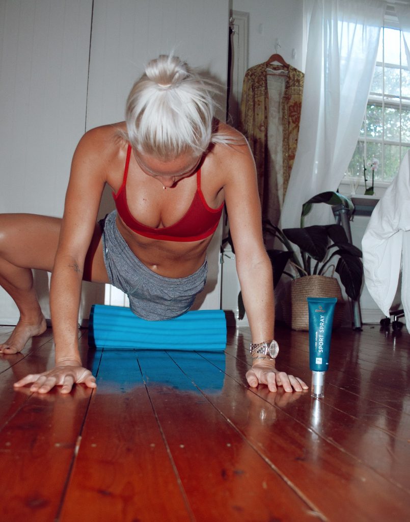 5 REASONS WHY FOAM-ROLLING IS YOUR NEW BEST FRIEND.